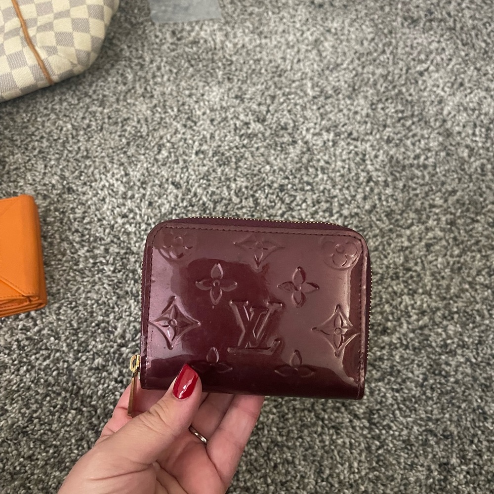 Louis Vuitton small zippy coin wallet